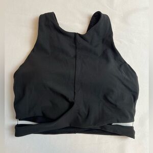 Athleta Conscious Cut Out Crop